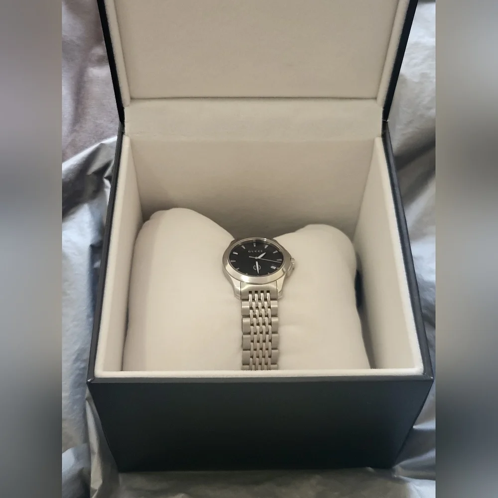 Gucci Women's Silver Stainless Steel Watch